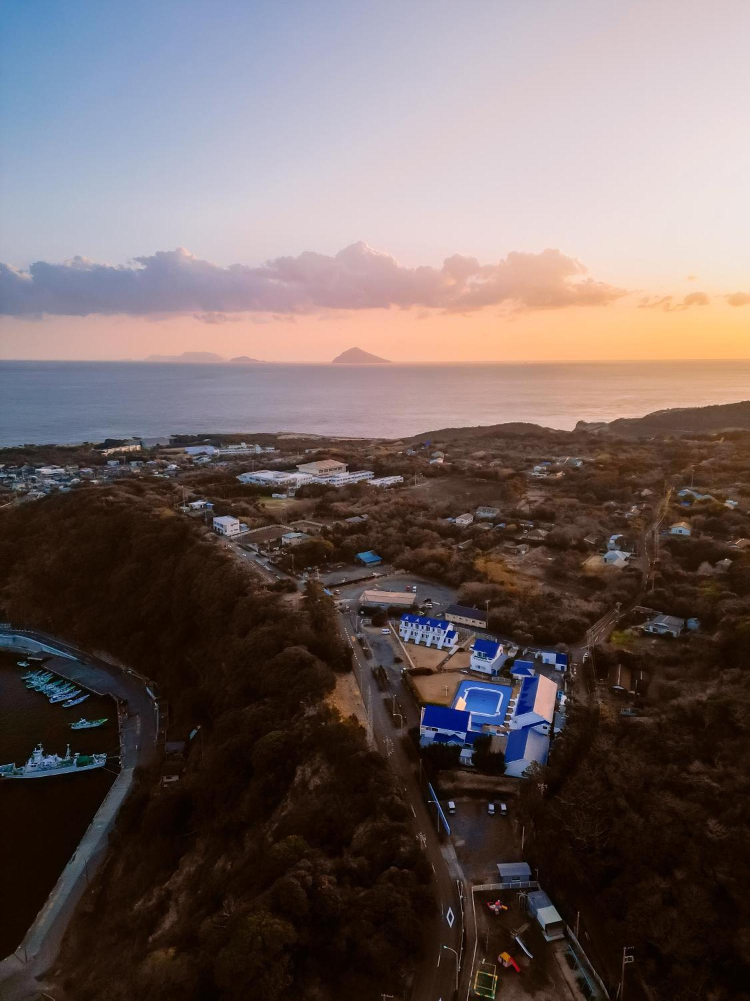 Hotel Kailani Oshima Екстериор снимка