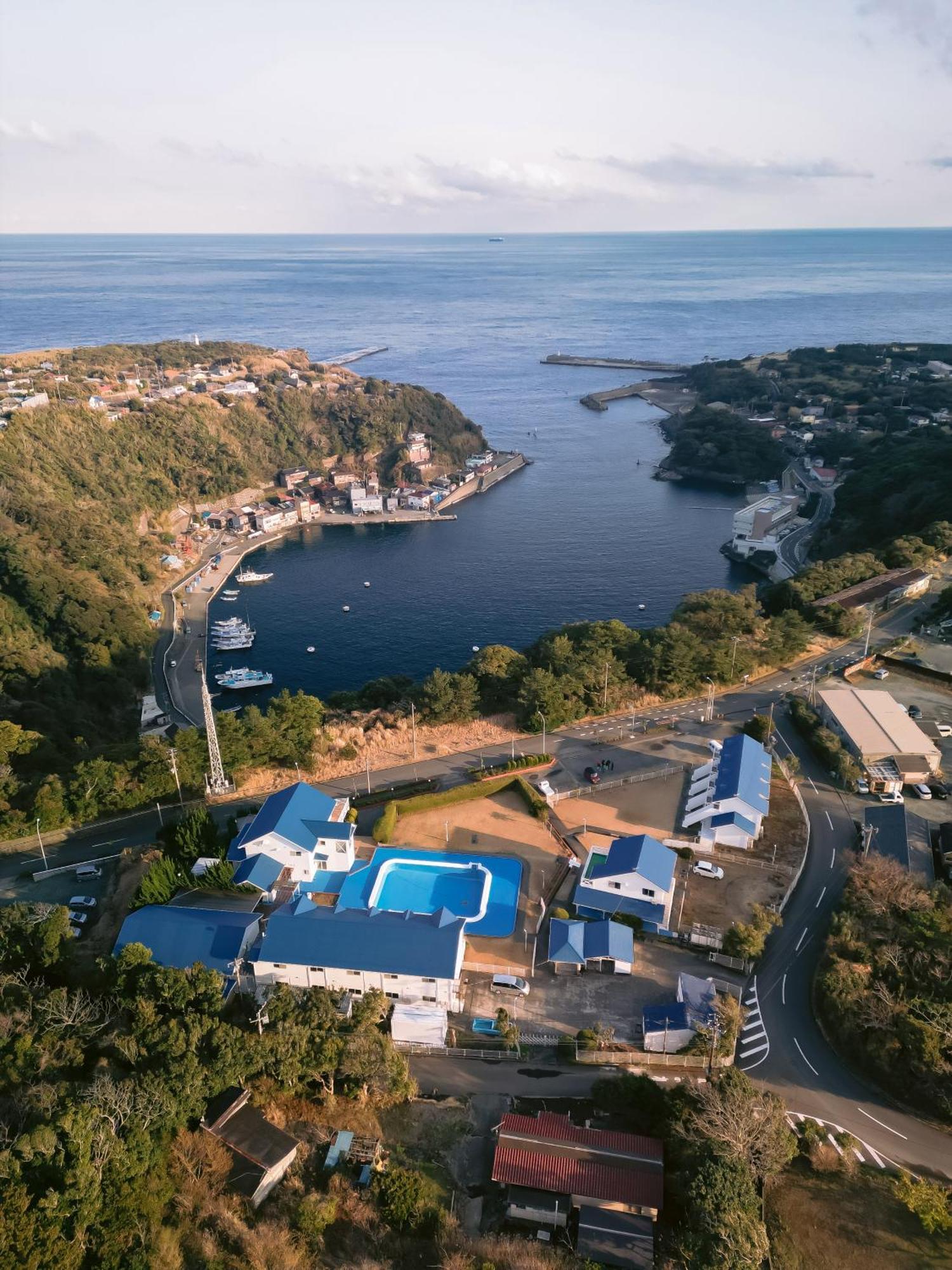 Hotel Kailani Oshima Екстериор снимка